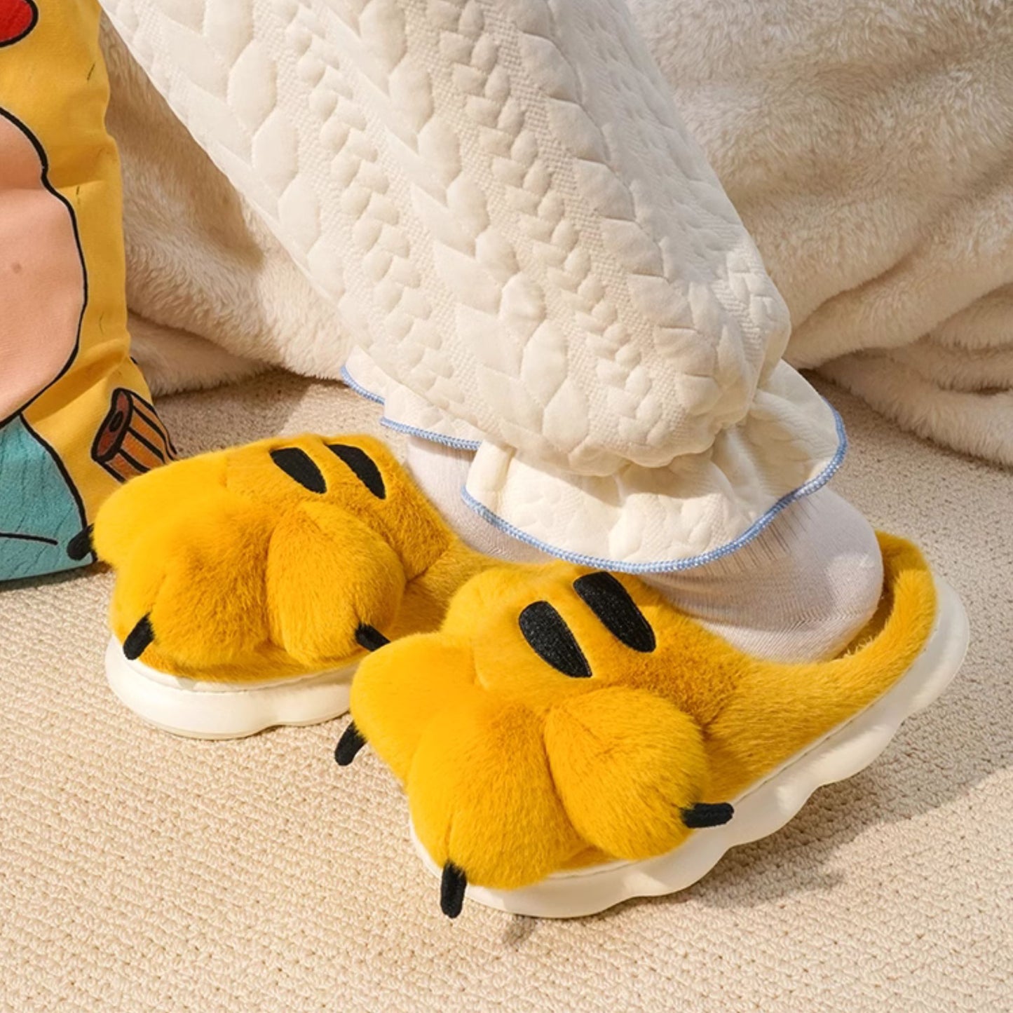 Tiger Paws Lounge Slippers