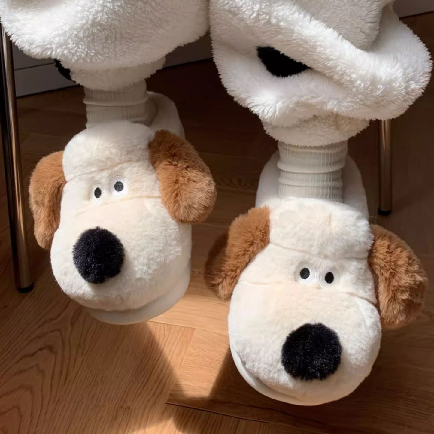 Dog with Flappy Ears Fluffy Lounge Slippers